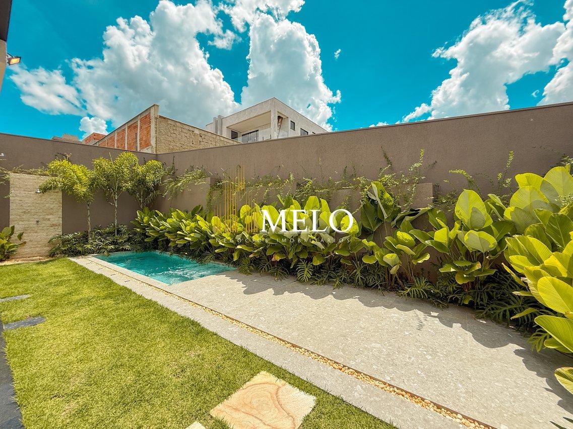 Linda Casa a Venda no Condomínio GranPark Toscana por R$ 2.100.000,00 - Vespasiano - 