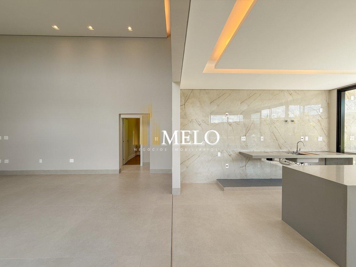 Linda Casa a Venda no Condomínio GranPark Toscana por R$ 2.100.000,00 - Vespasiano - 