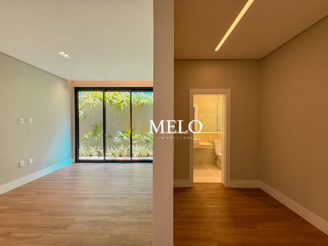 Linda Casa a Venda no Condomínio GranPark Toscana por R$ 2.100.000,00 - Vespasiano - 
