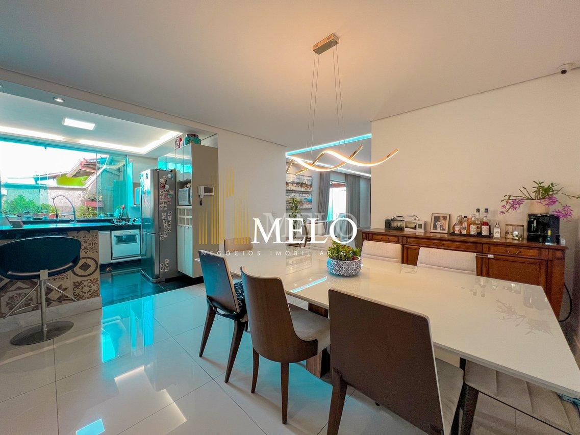 Belíssima casa a venda no Santa Amélia por R$1.450.000,00 - Belo Horizonte - 