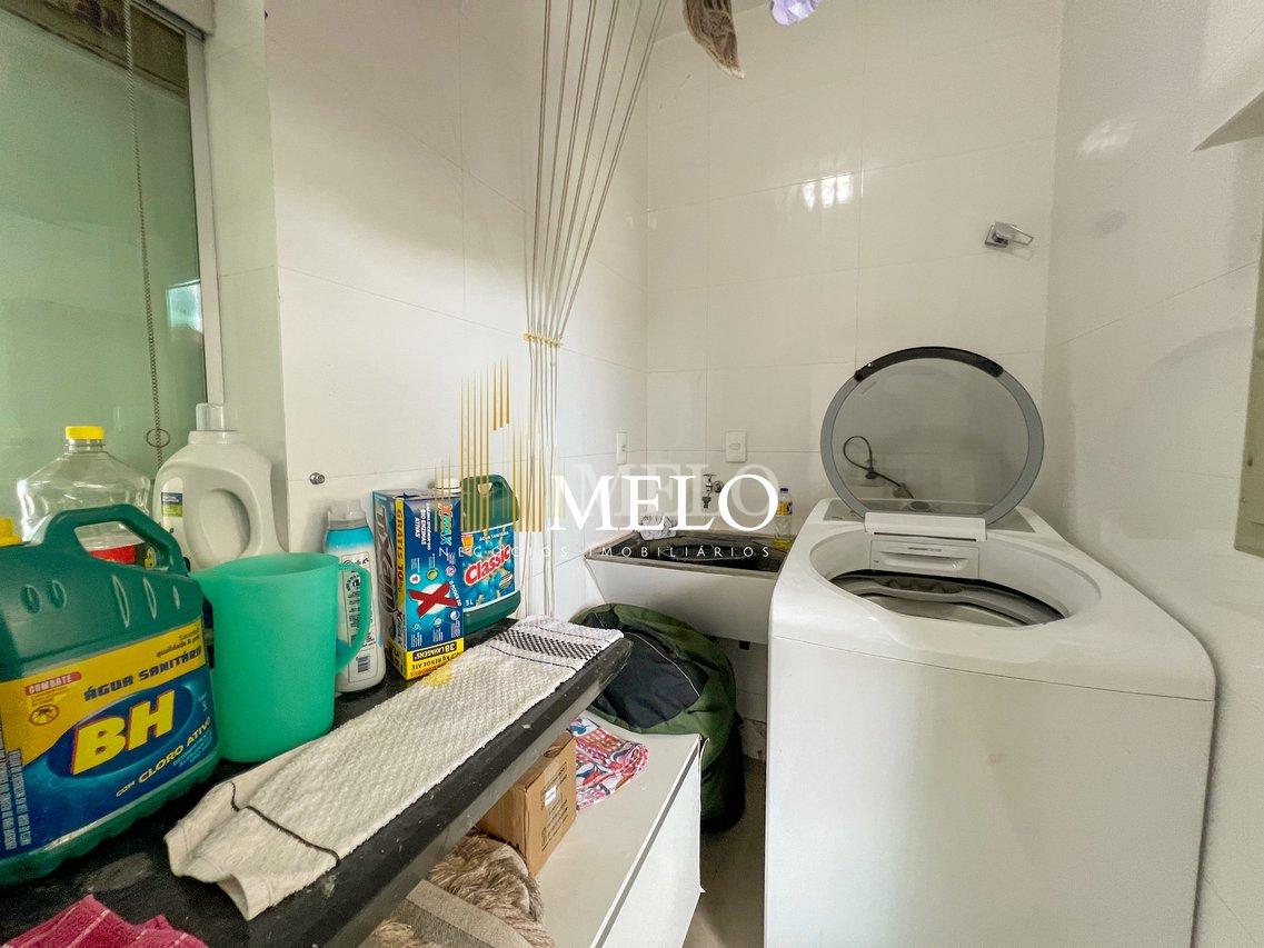 Belíssima casa a venda no Santa Amélia por R$1.450.000,00 - Belo Horizonte - 