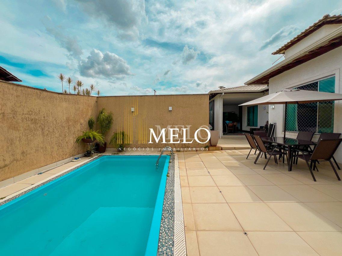 Belíssima casa a venda no Santa Amélia por R$1.450.000,00 - Belo Horizonte - 