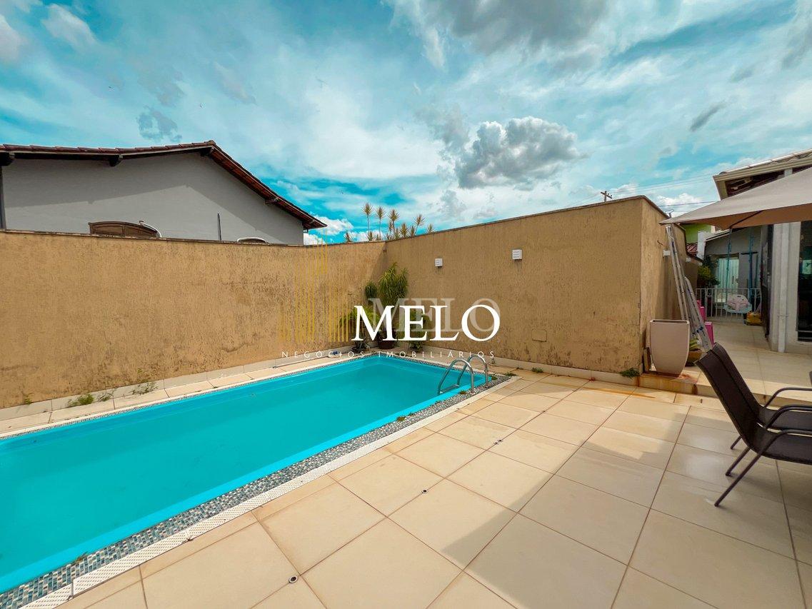 Belíssima casa a venda no Santa Amélia por R$1.450.000,00 - Belo Horizonte - 