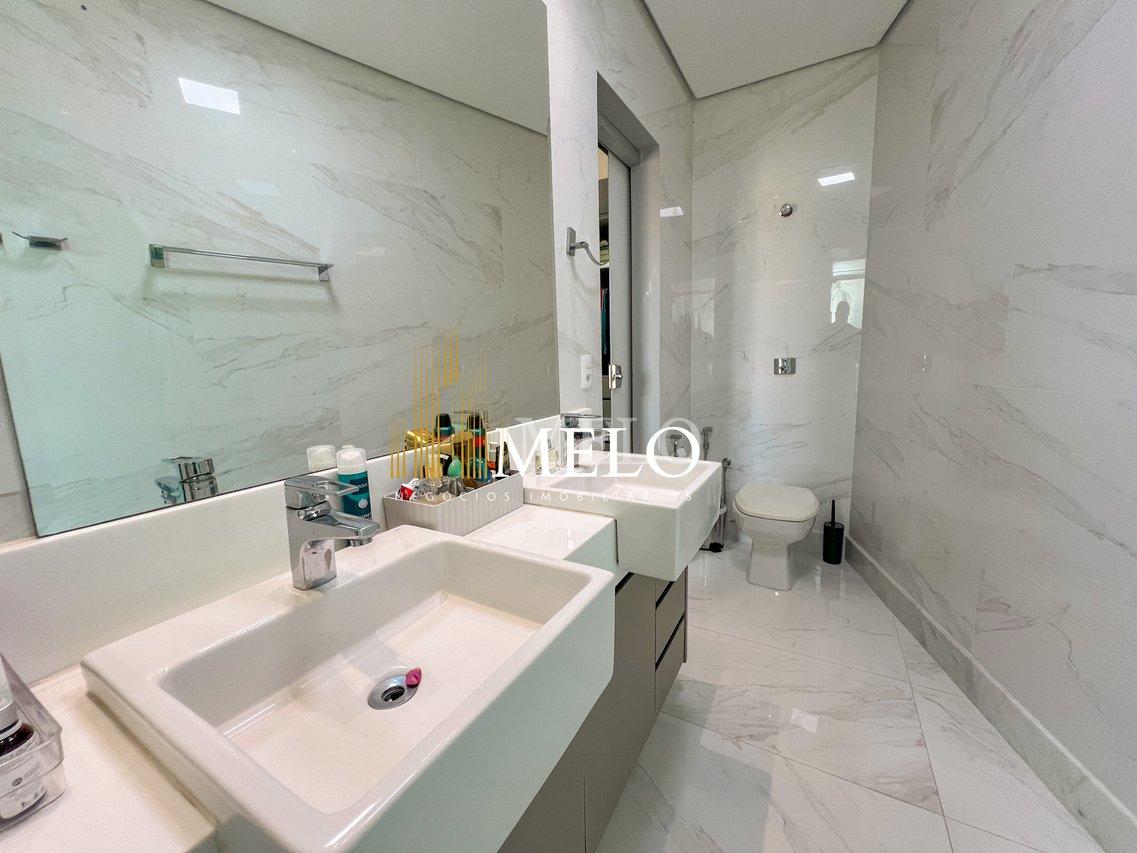 Belíssima casa a venda no Santa Amélia por R$1.450.000,00 - Belo Horizonte - 