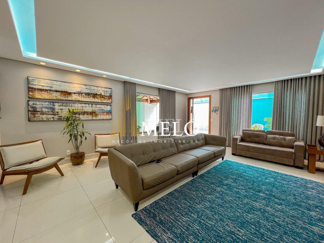 Belíssima casa a venda no Santa Amélia por R$1.450.000,00 - Belo Horizonte - 