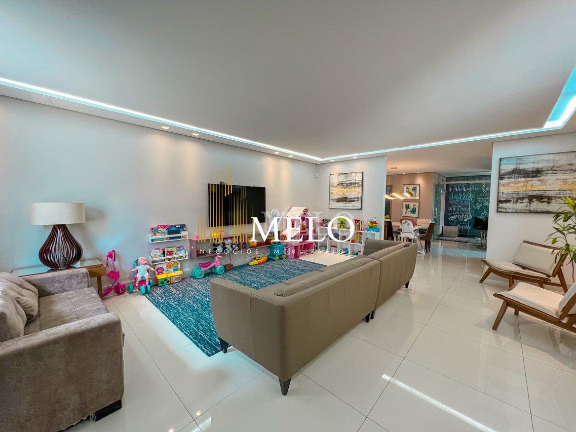 Belíssima casa a venda no Santa Amélia por R$1.450.000,00 - Belo Horizonte - 