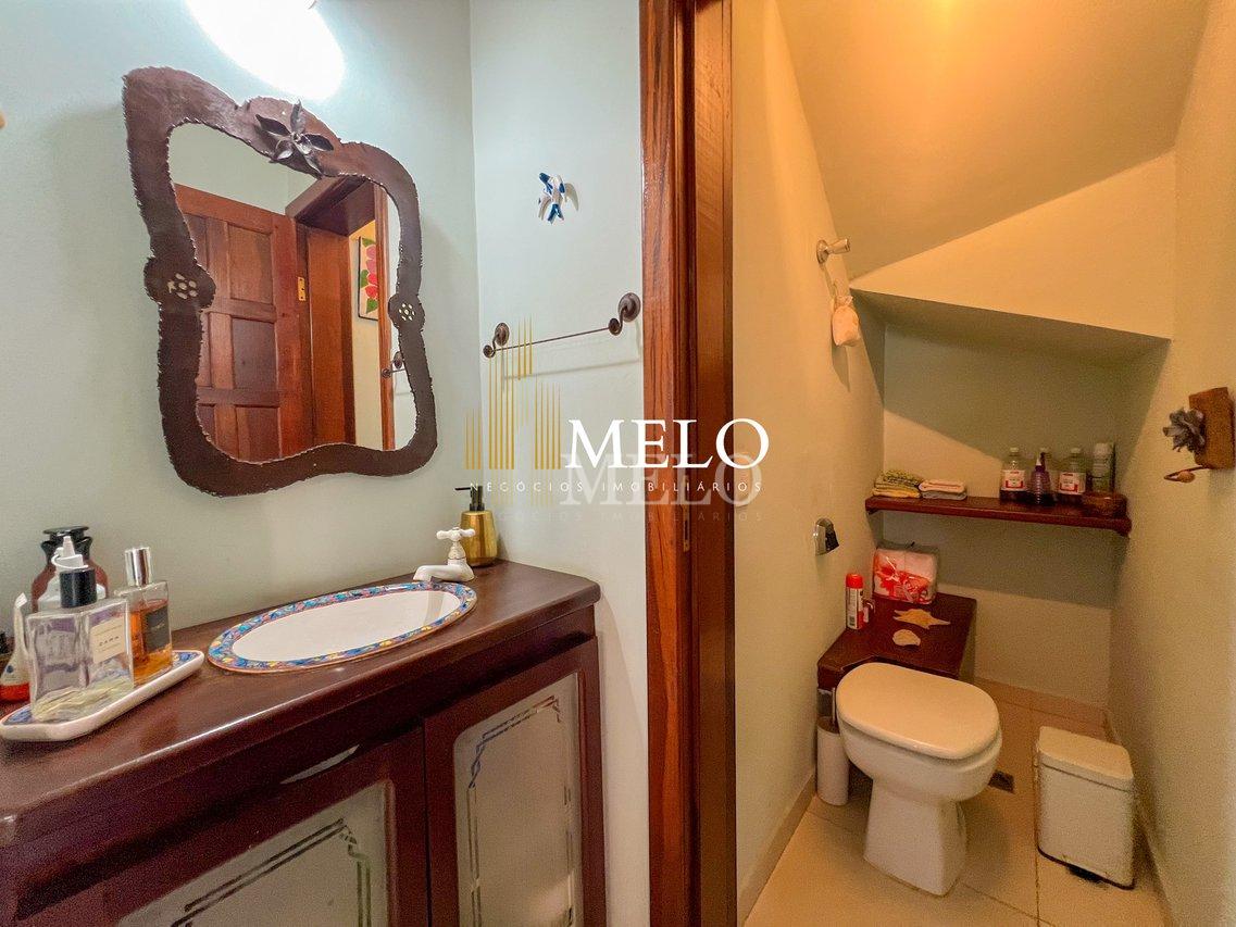Belíssima Casa a venda no Bairro Garças por R$ 2.200.000,00!!! - Belo Horizonte - 
