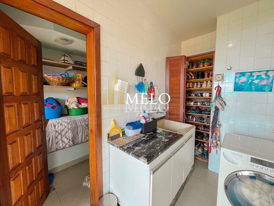 Belíssima Casa a venda no Bairro Garças por R$ 2.200.000,00!!! - Belo Horizonte - 