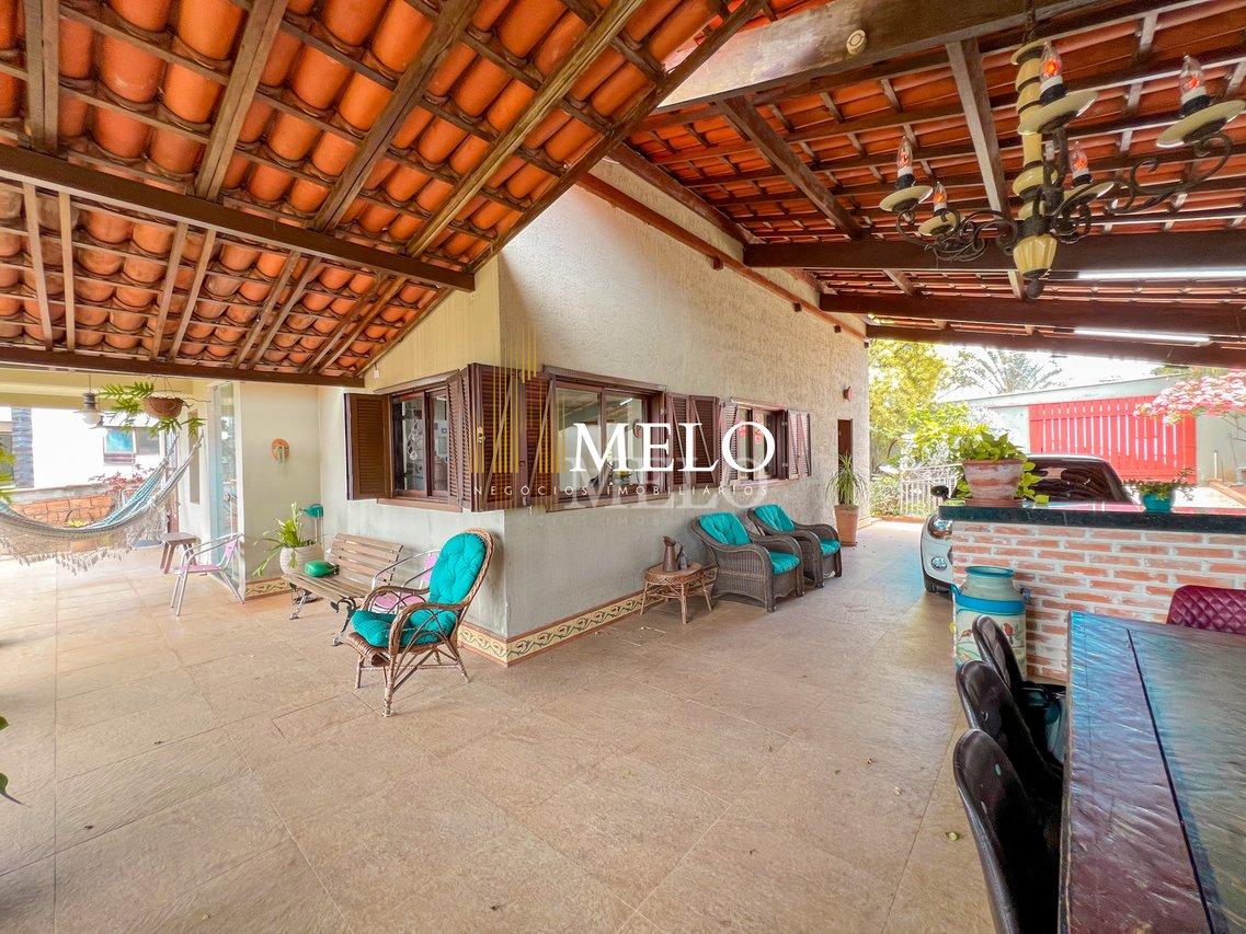Belíssima Casa a venda no Bairro Garças por R$ 2.200.000,00!!! - Belo Horizonte - 