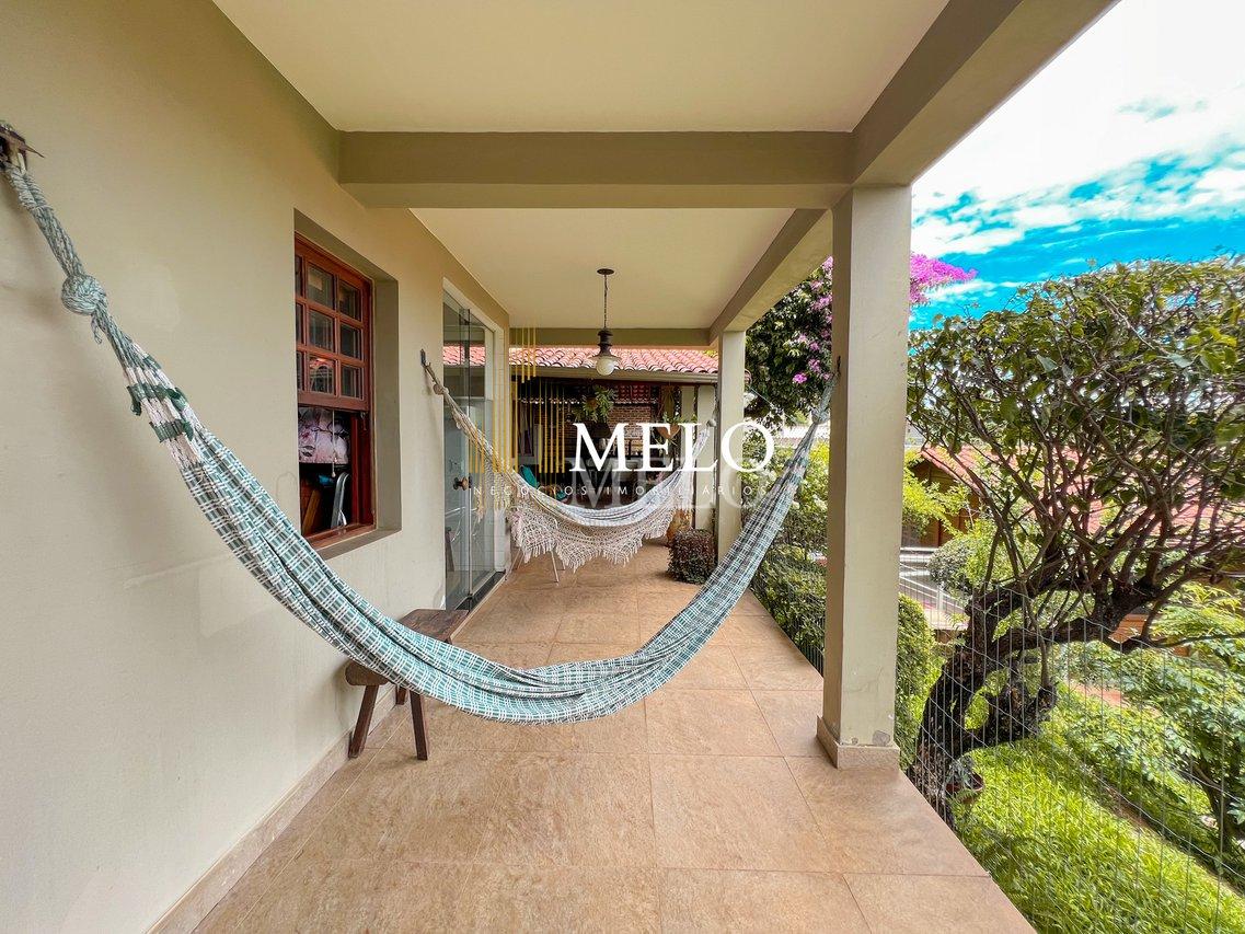 Belíssima Casa a venda no Bairro Garças por R$ 2.200.000,00!!! - Belo Horizonte - 