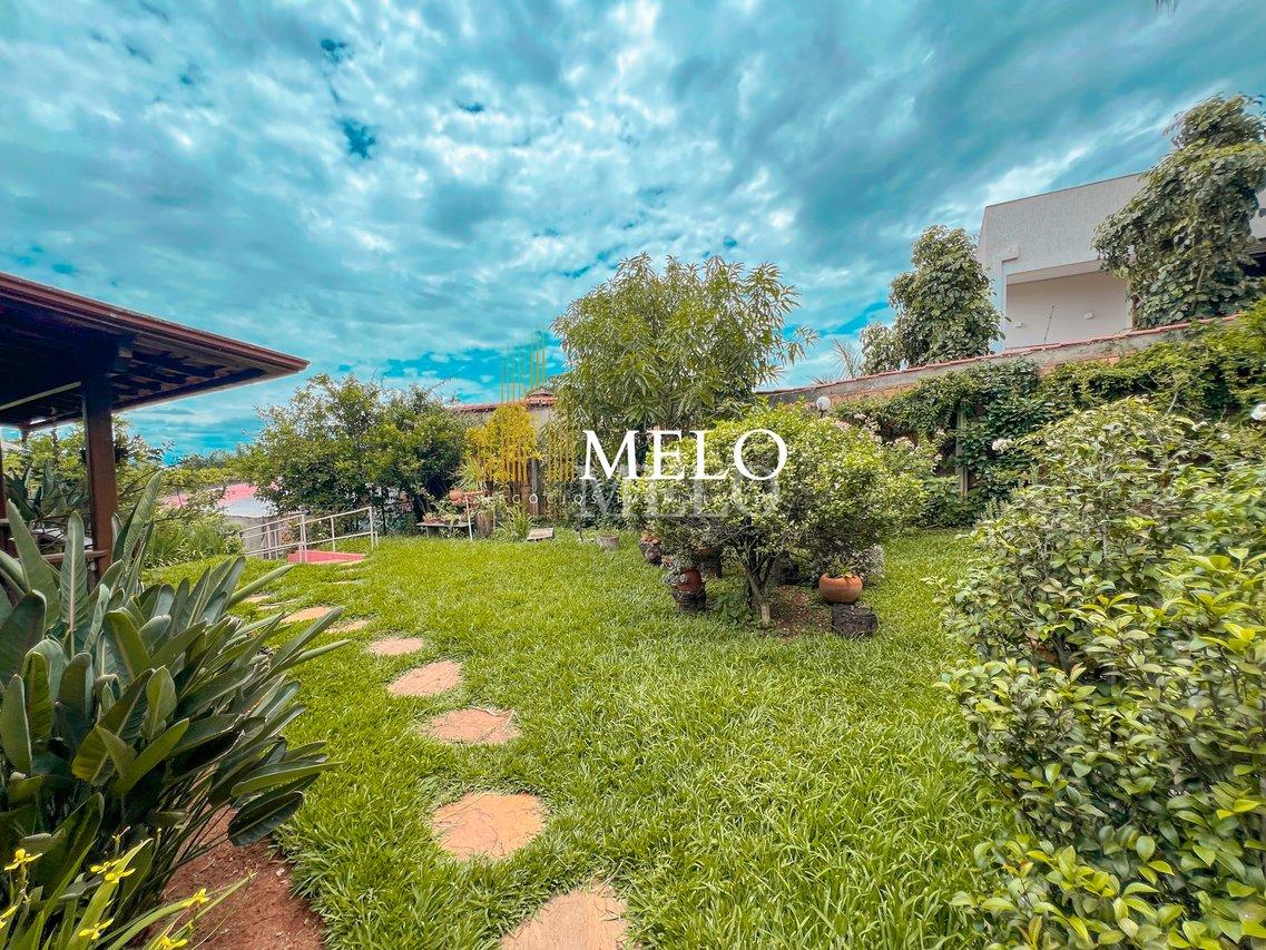 Belíssima Casa a venda no Bairro Garças por R$ 2.200.000,00!!! - Belo Horizonte - 