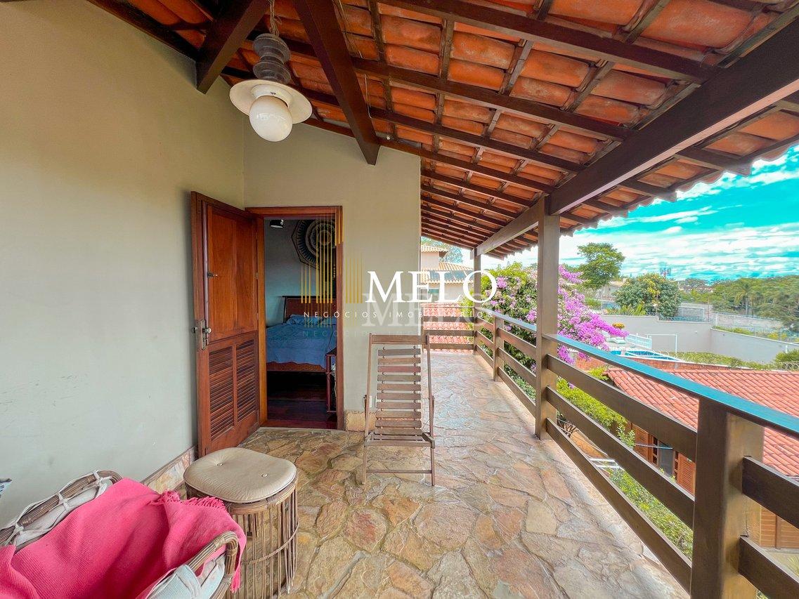 Belíssima Casa a venda no Bairro Garças por R$ 2.200.000,00!!! - Belo Horizonte - 