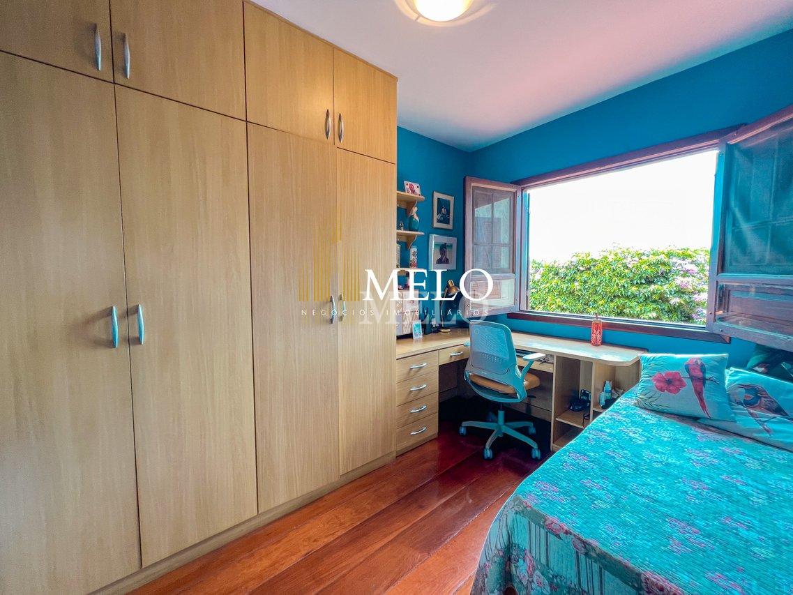 Belíssima Casa a venda no Bairro Garças por R$ 2.200.000,00!!! - Belo Horizonte - 