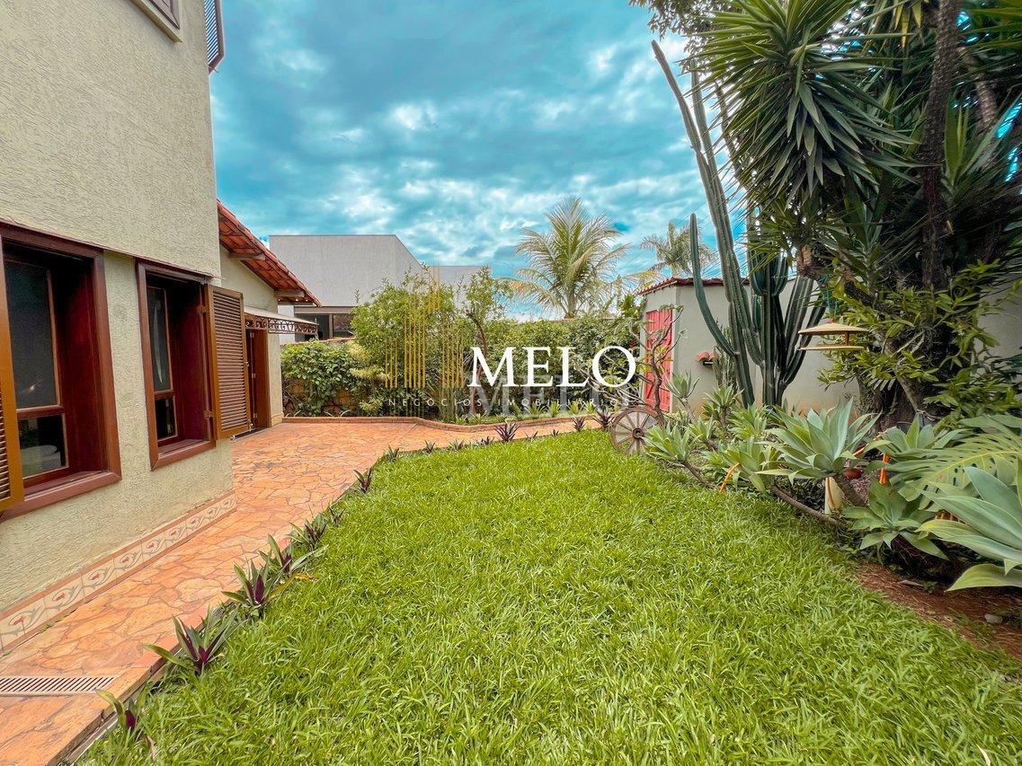 Belíssima Casa a venda no Bairro Garças por R$ 2.200.000,00!!! - Belo Horizonte - 
