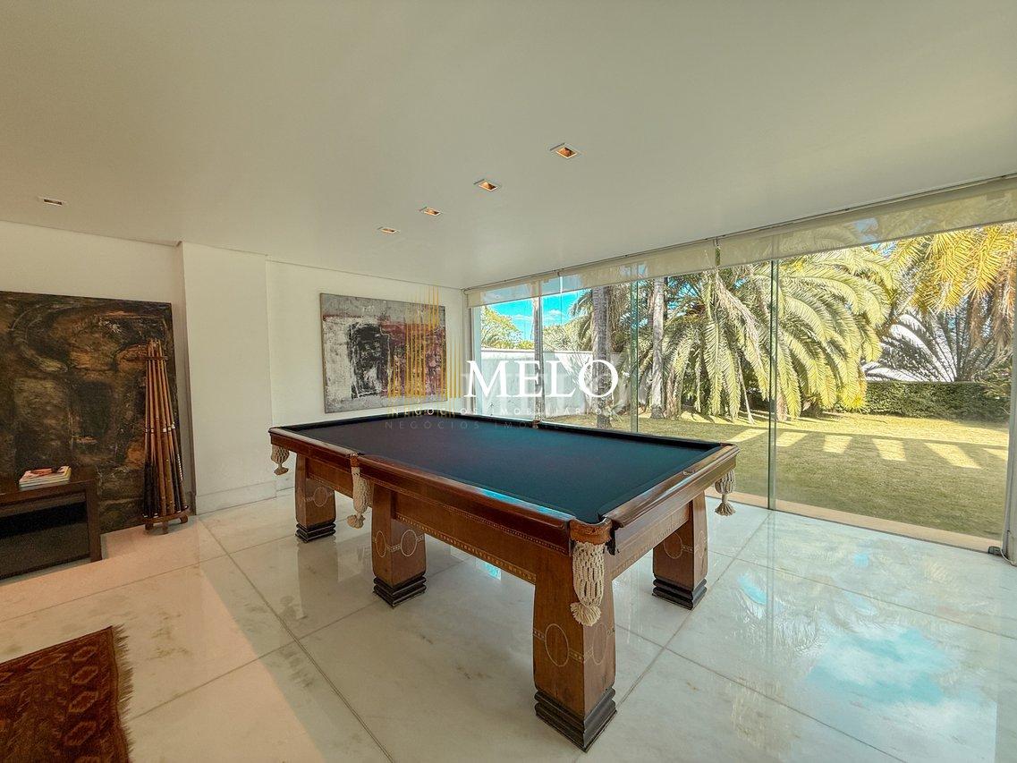 Belíssima casa à Venda no Bandeirantes por R$ 5.500.000,00 - Belo Horizonte - 