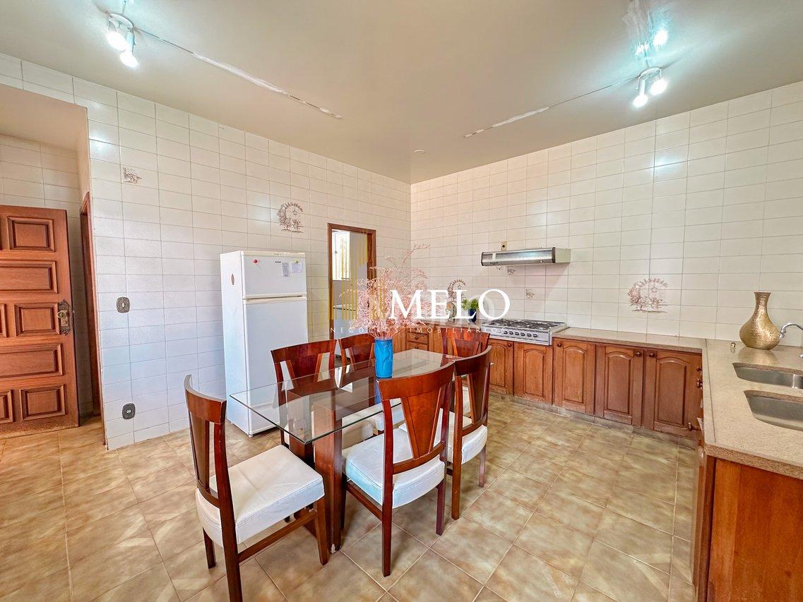 Linda Casa à Venda no bairro Santa Branca por R$1.990.000,00 - Belo Horizonte - 