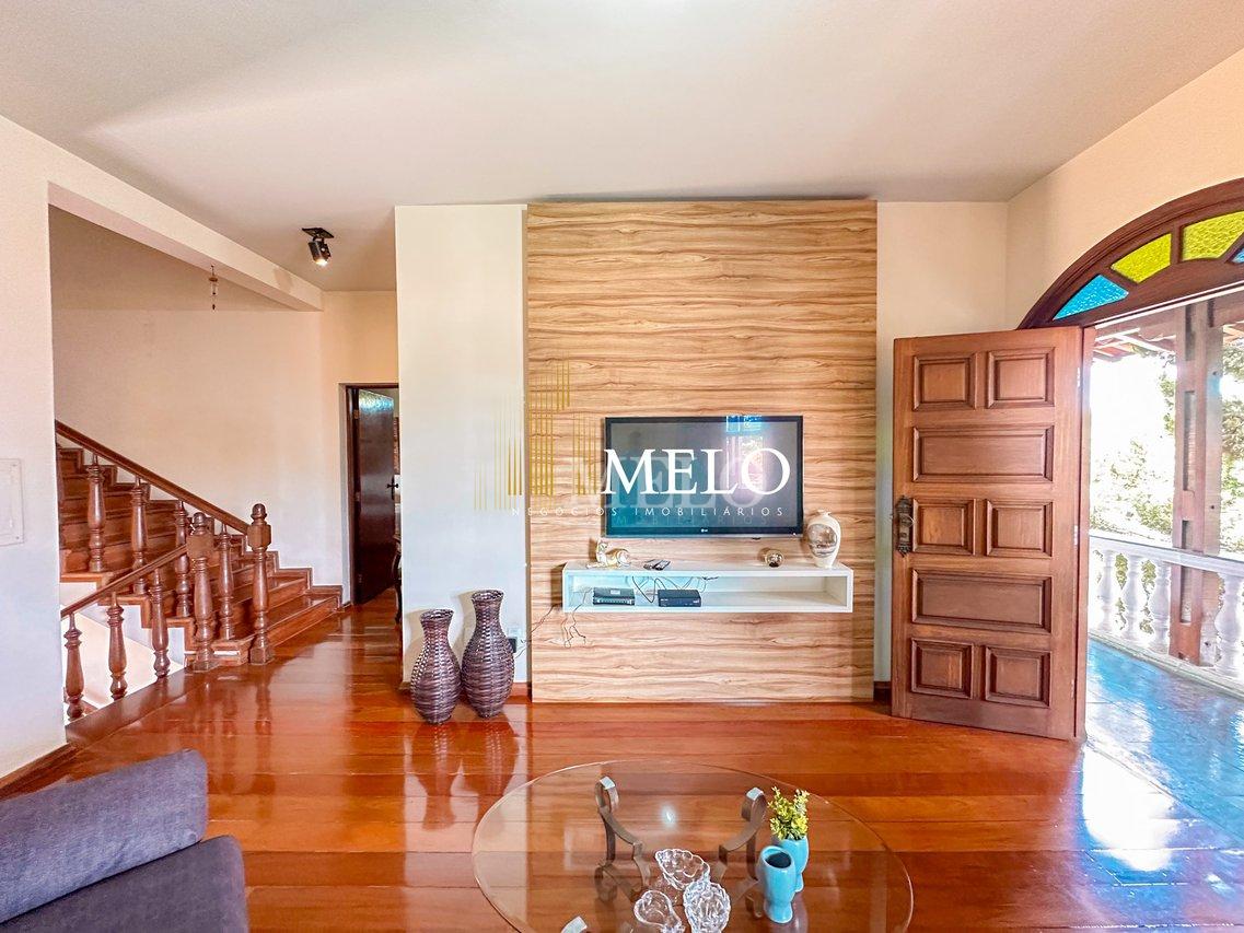 Linda Casa à Venda no bairro Santa Branca por R$1.990.000,00 - Belo Horizonte - 