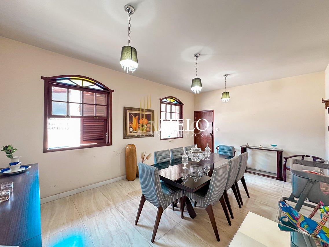 Linda Casa à Venda no bairro Santa Branca por R$1.990.000,00 - Belo Horizonte - 
