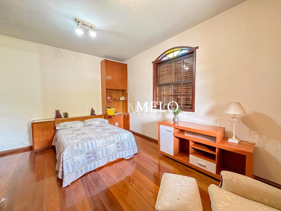 Linda Casa à Venda no bairro Santa Branca por R$1.990.000,00 - Belo Horizonte - 