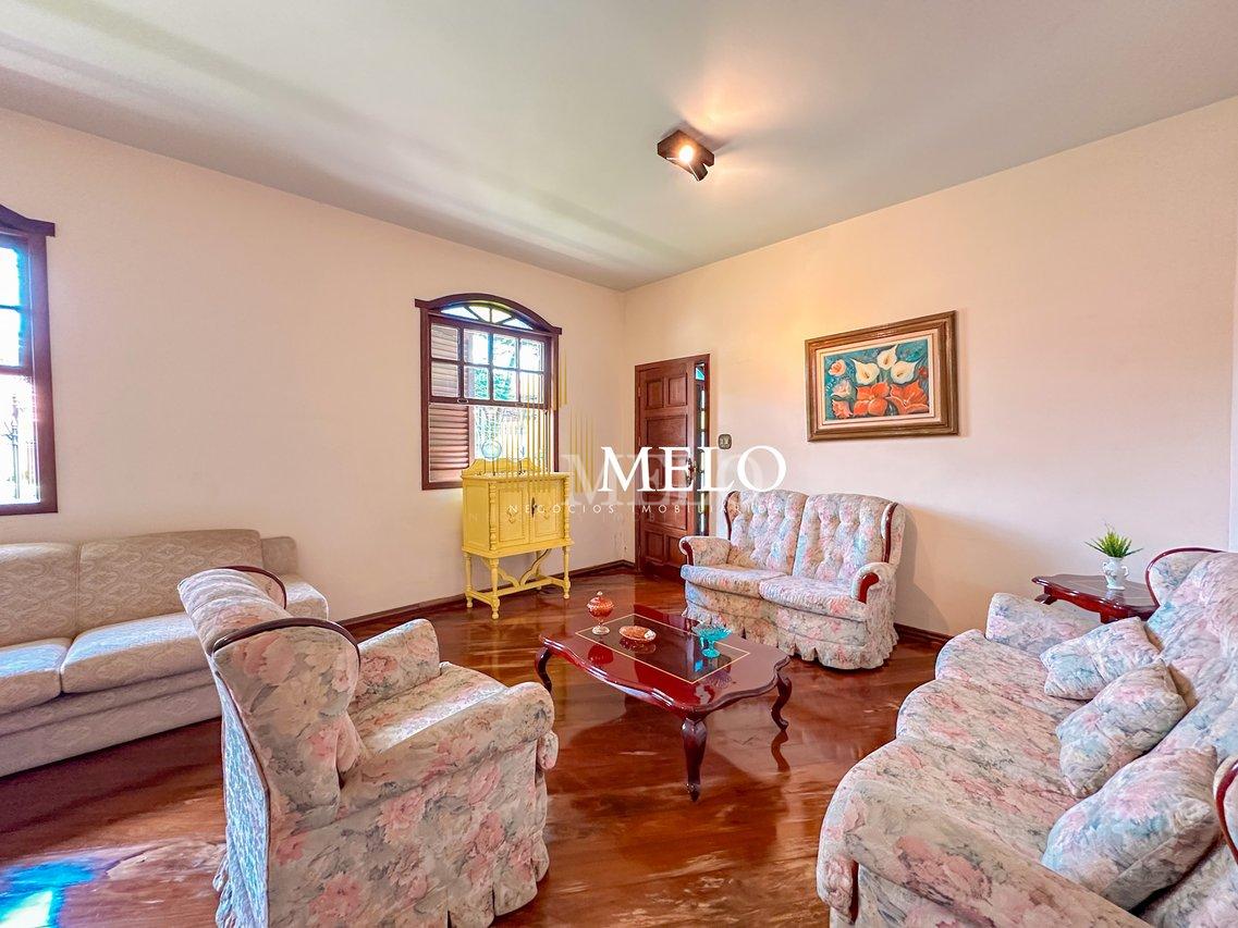Linda Casa à Venda no bairro Santa Branca por R$1.990.000,00 - Belo Horizonte - 