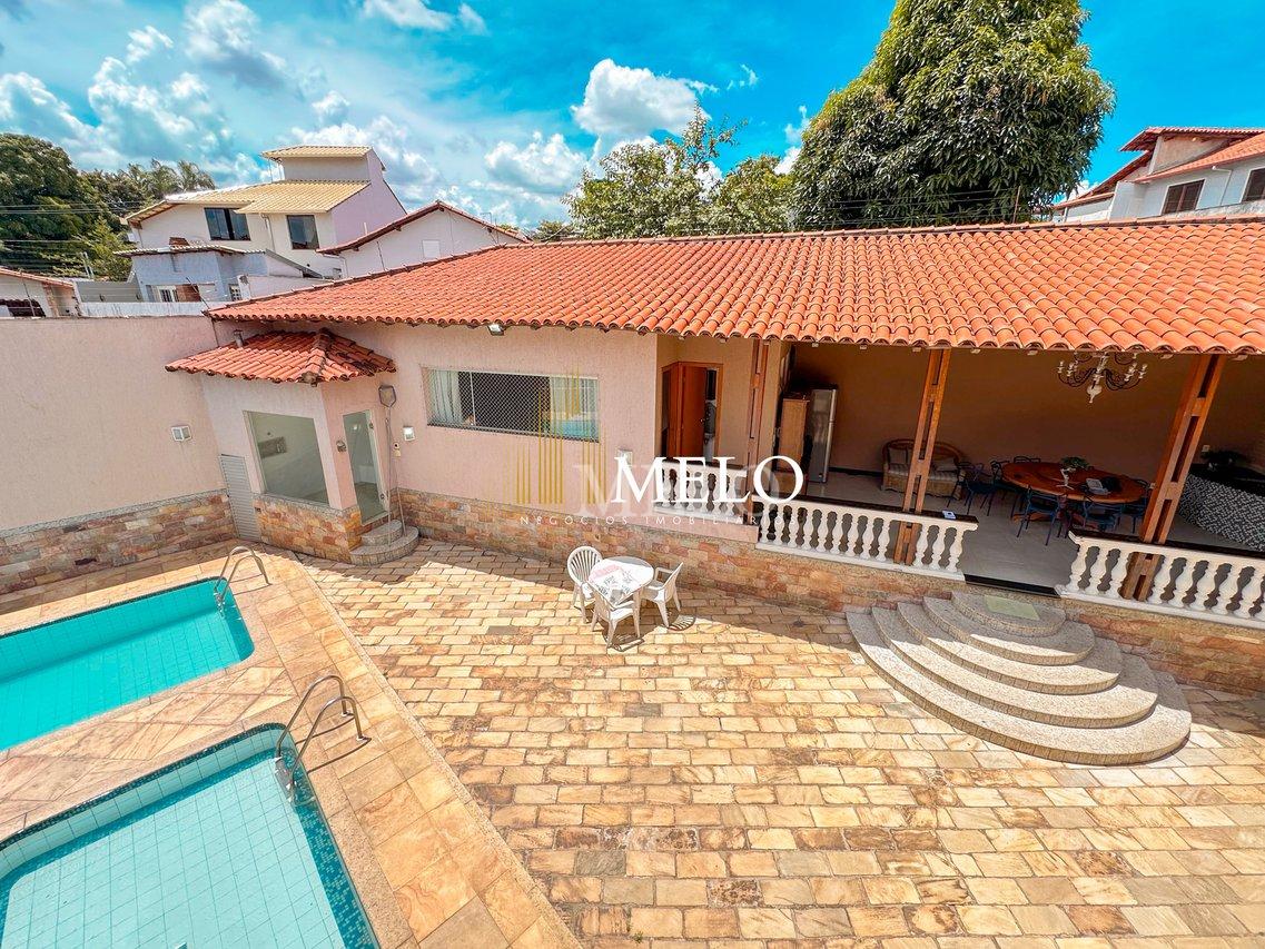 Linda Casa à Venda no bairro Santa Branca por R$1.990.000,00 - Belo Horizonte - 