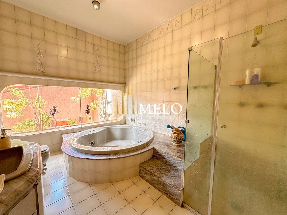 Linda Casa à Venda no bairro Santa Branca por R$1.990.000,00 - Belo Horizonte - 