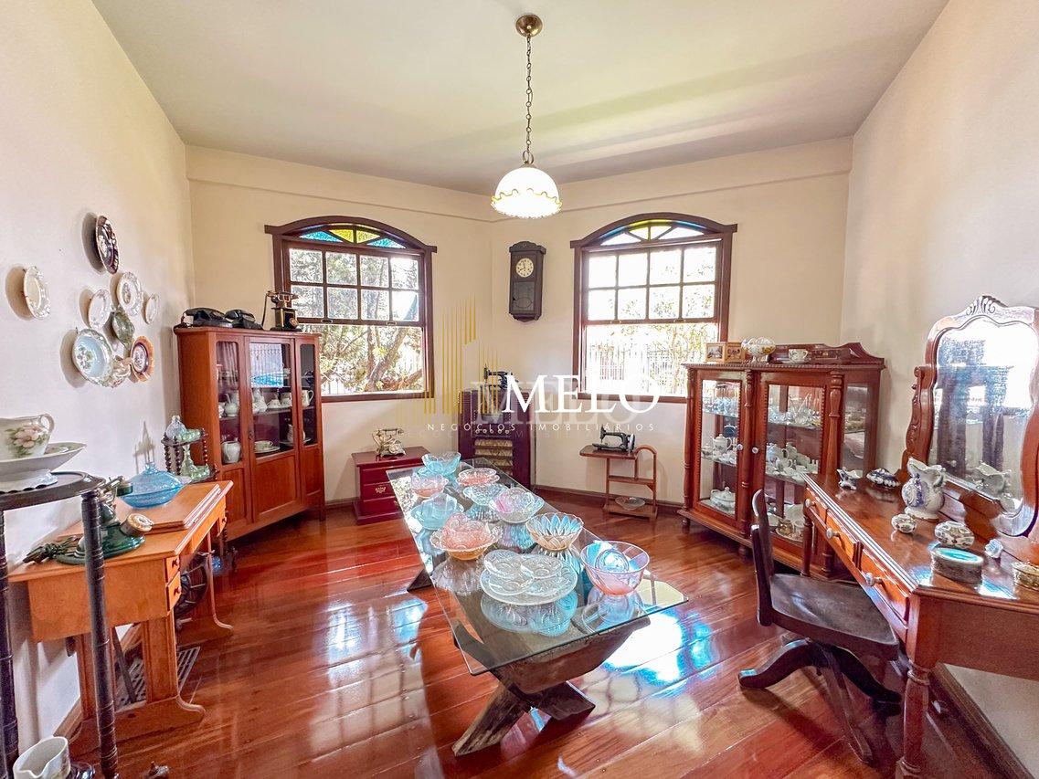 Linda Casa à Venda no bairro Santa Branca por R$1.990.000,00 - Belo Horizonte - 