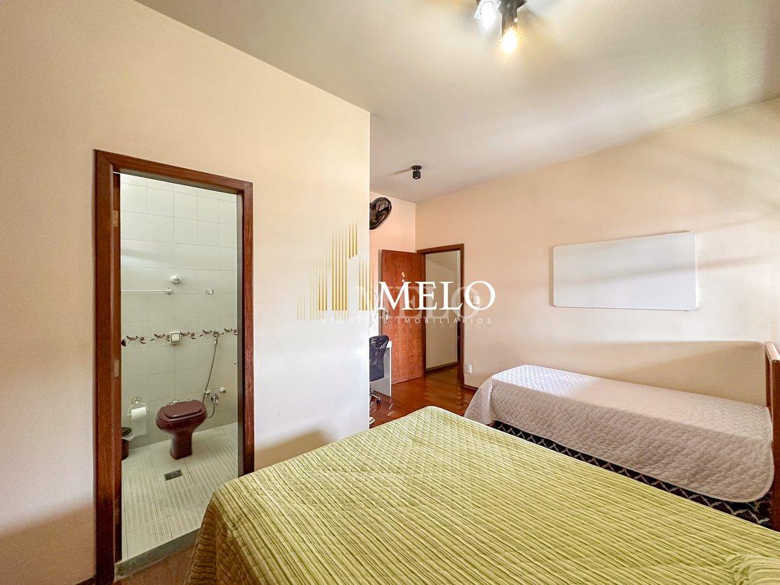 Linda Casa à Venda no bairro Santa Branca por R$1.990.000,00 - Belo Horizonte - 