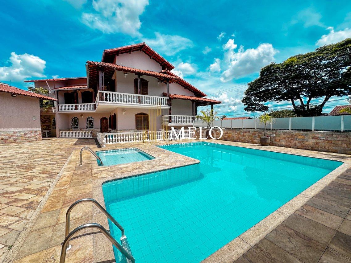 Linda Casa à Venda no bairro Santa Branca por R$1.990.000,00 - Belo Horizonte - 