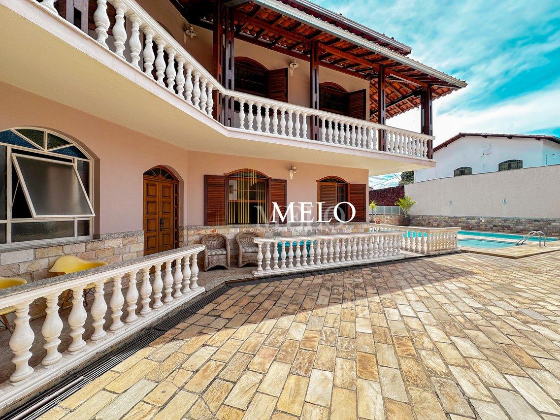 Linda Casa à Venda no bairro Santa Branca por R$1.990.000,00 - Belo Horizonte - 