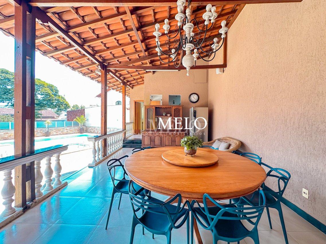 Linda Casa à Venda no bairro Santa Branca por R$1.990.000,00 - Belo Horizonte - 