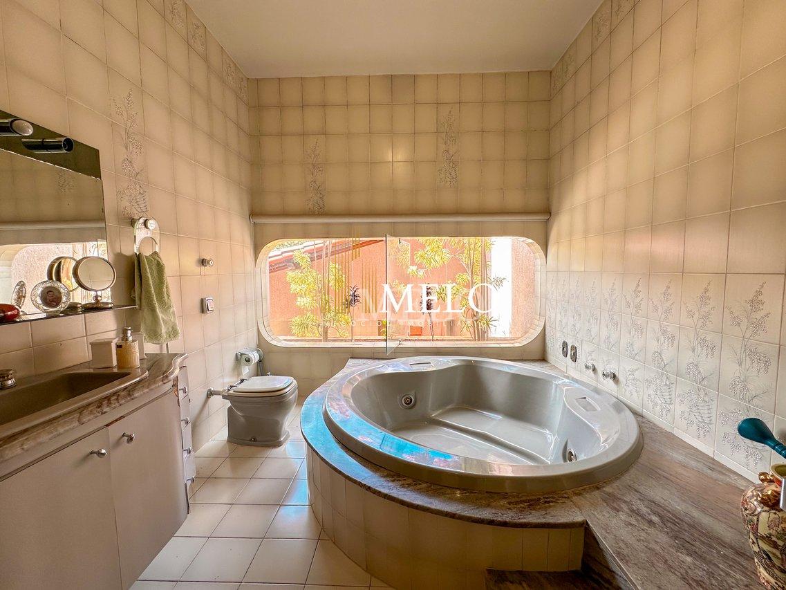 Linda Casa à Venda no bairro Santa Branca por R$1.990.000,00 - Belo Horizonte - 