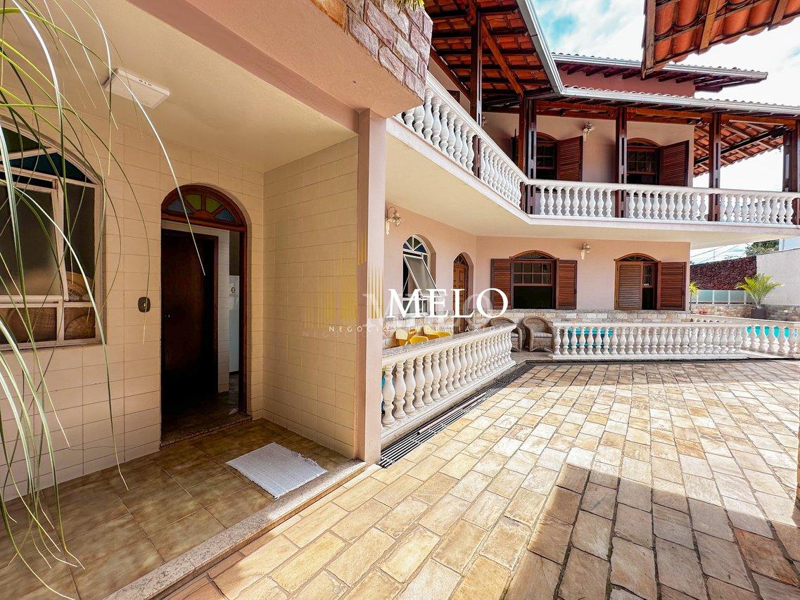 Linda Casa à Venda no bairro Santa Branca por R$1.990.000,00 - Belo Horizonte - 
