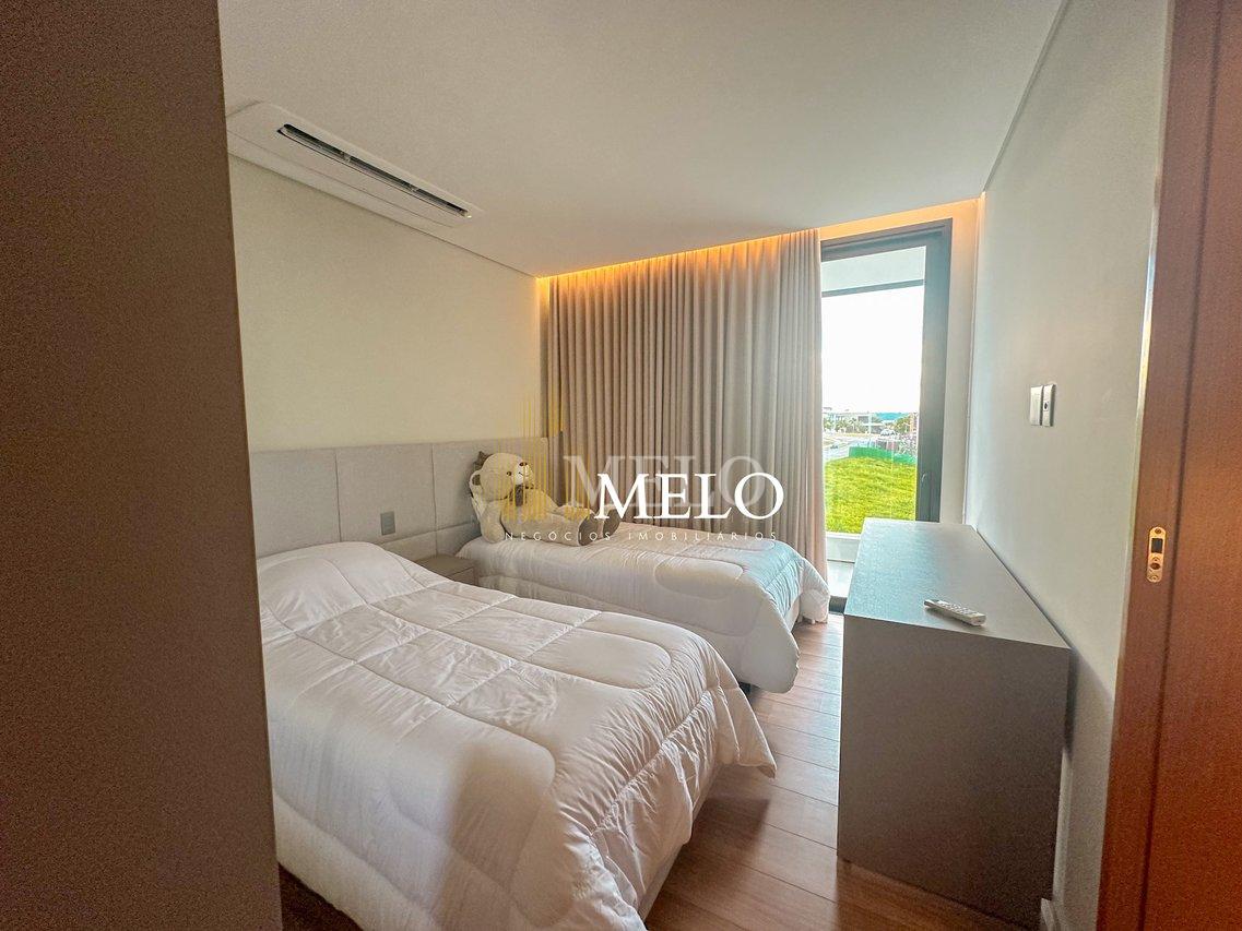 Belíssima Casa para Locação em Alphaville Vespasiano por R$35.000,00 - Vespasiano - 