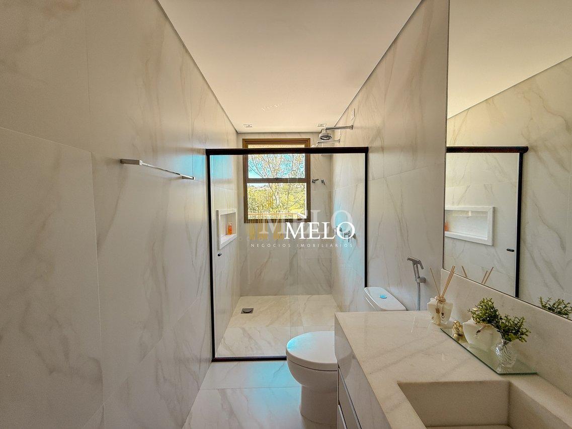Lindíssima casa para Venda no condomínio Alphaville Vespasiano - Vespasiano - 