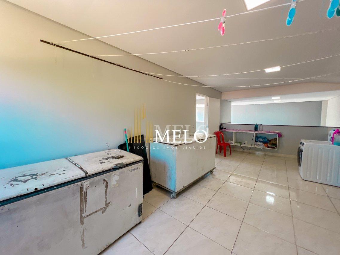 Belíssima casa a venda no Santa Amélia - Belo Horizonte - 