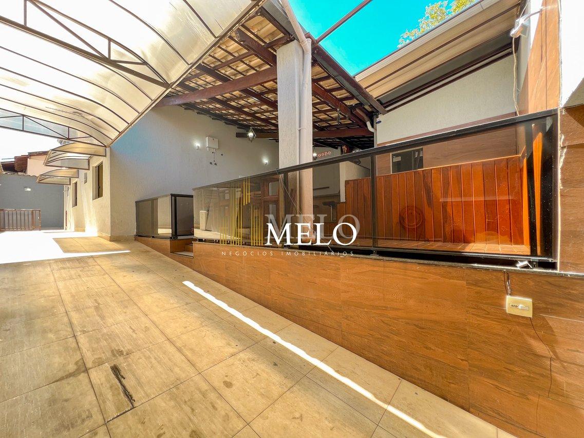 Belíssima casa a venda no Santa Amélia - Belo Horizonte - 