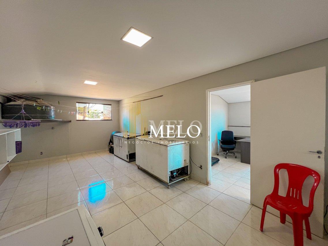 Belíssima casa a venda no Santa Amélia - Belo Horizonte - 