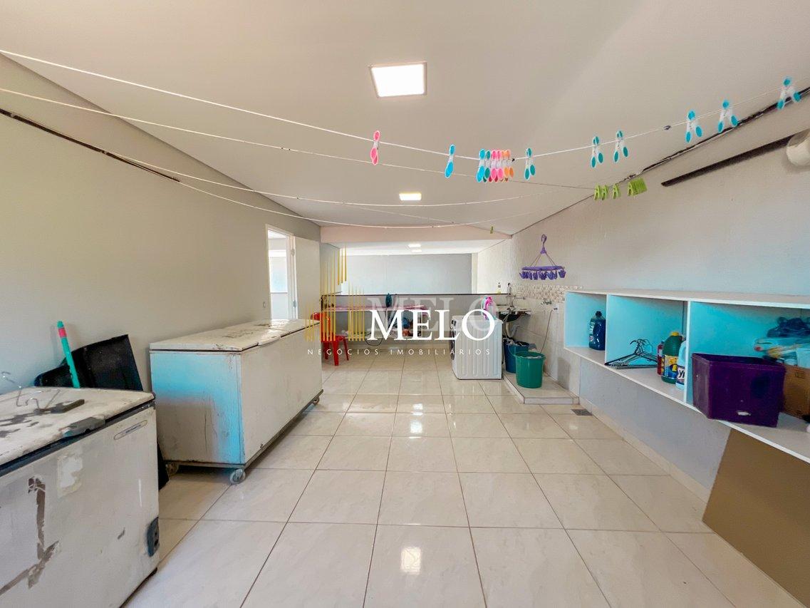 Belíssima casa a venda no Santa Amélia - Belo Horizonte - 