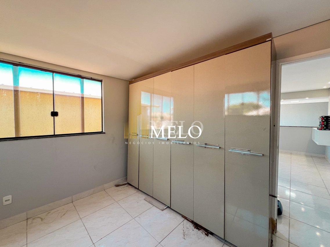 Belíssima casa a venda no Santa Amélia - Belo Horizonte - 