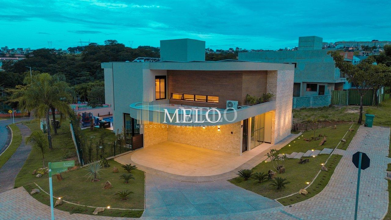Belíssima casa para locação no condomínio Alphaville Vespasiano por R$25.000,00 Rua Carlos Chagas Vespasiano - 