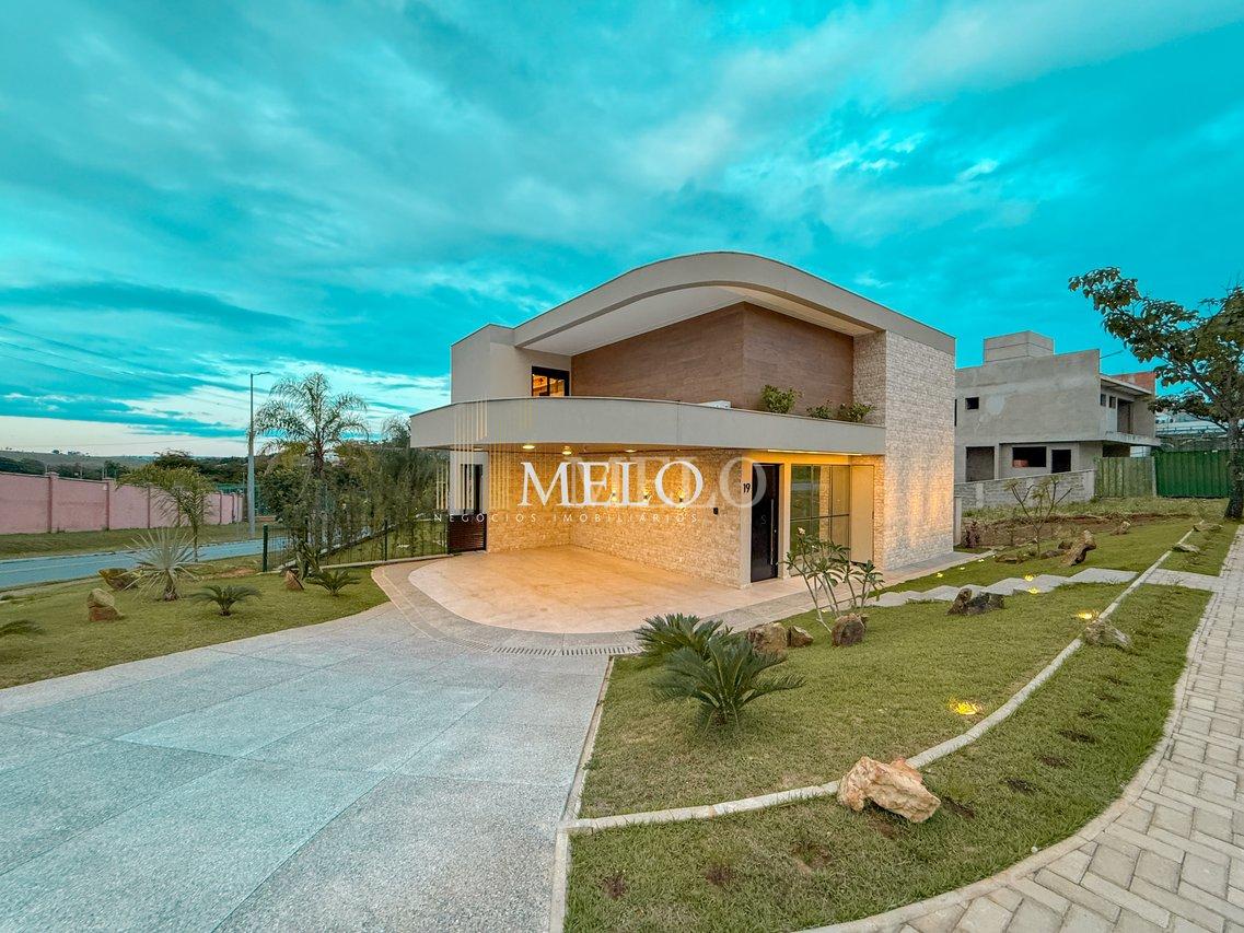 Belíssima casa para locação no condomínio Alphaville Vespasiano por R$25.000,00 Rua Carlos Chagas Vespasiano - 