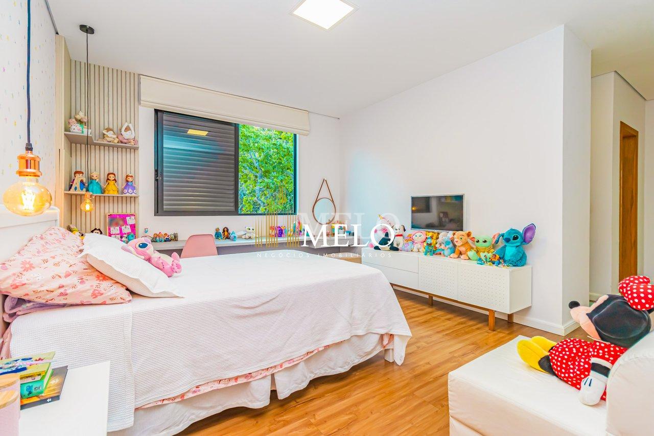 Linda Casa a venda no condomínio village do gramado por R$ 2.290.000,00!!! - Lagoa Santa - 