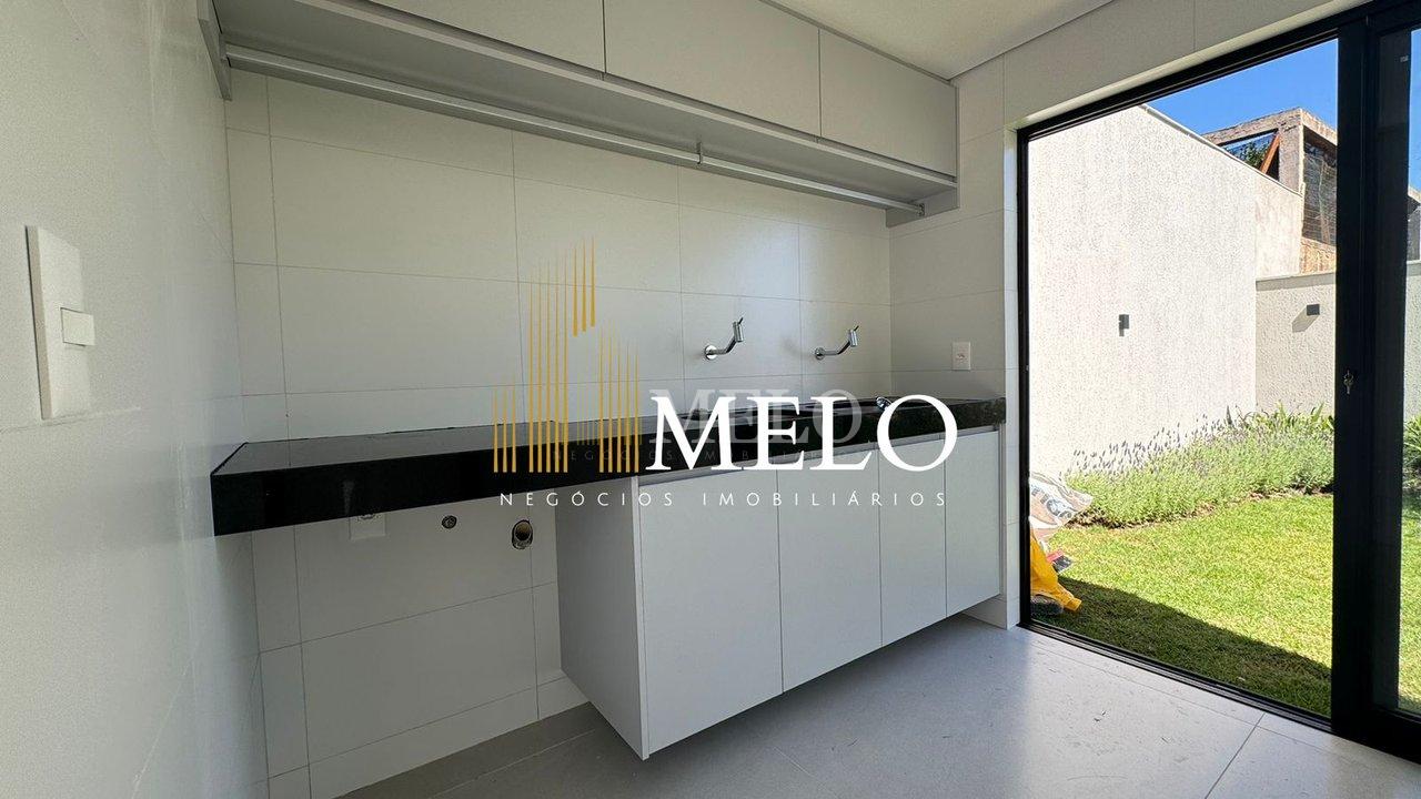 Belíssima casa à Venda no condomínio Alphaville Lagoa dos Ingleses R$4.390.000,00 - Nova Lima - 