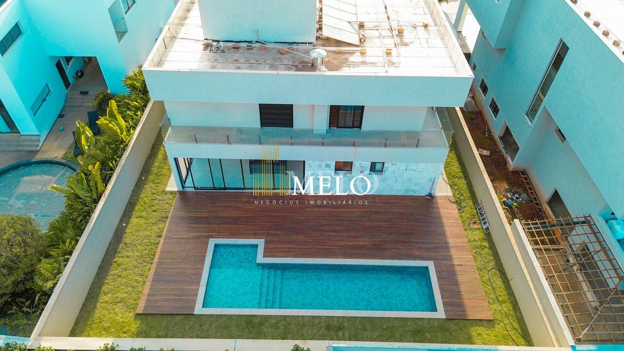 Linda Casa à Venda no Condomínio Alphaville Lagoa dos Ingleses por R$4.990.000,00 - Nova Lima - 
