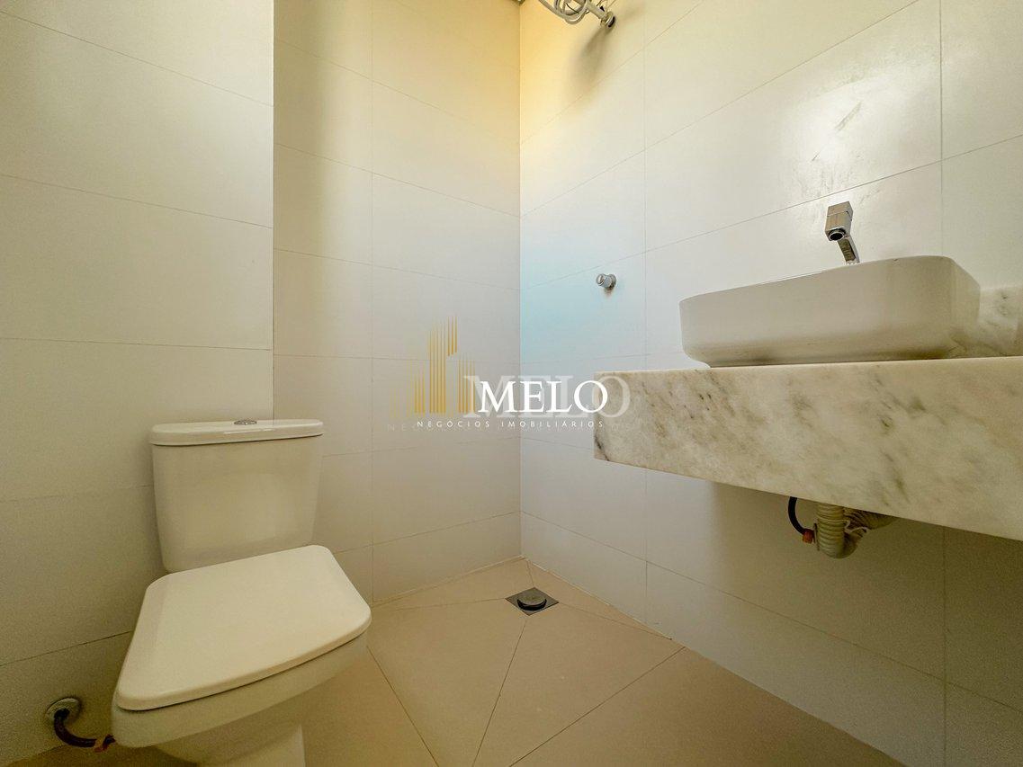 Linda Casa à Venda no Condomínio Alphaville Lagoa dos Ingleses por R$4.990.000,00 - Nova Lima - 