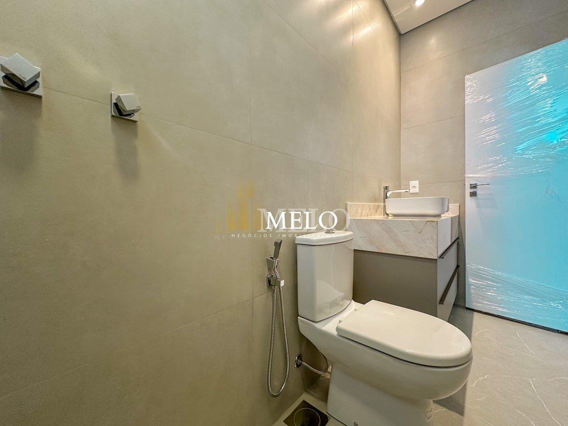 Linda Casa à Venda no Condomínio Alphaville Lagoa dos Ingleses por R$4.990.000,00 - Nova Lima - 