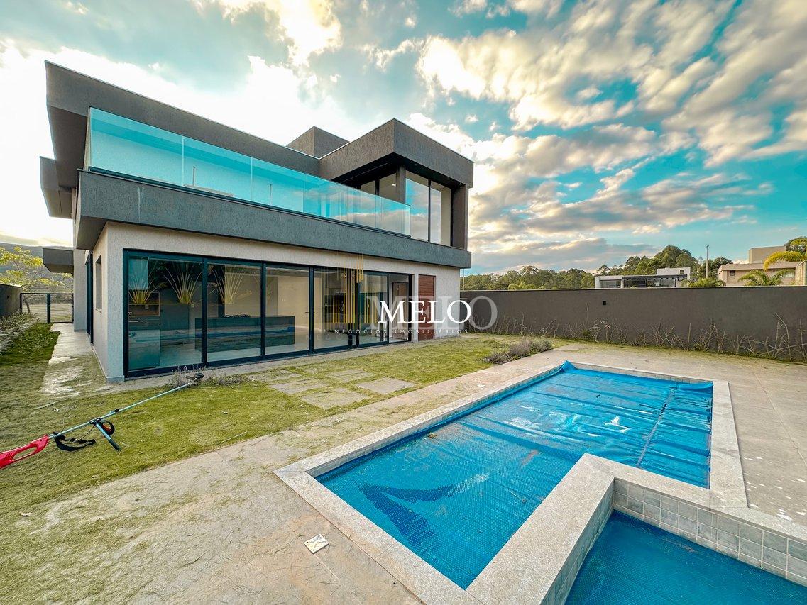 Lindíssima Casa à Venda no Condomínio Alphaville Lagoa dos Ingleses por R$3.900.000,00 - Nova Lima - 