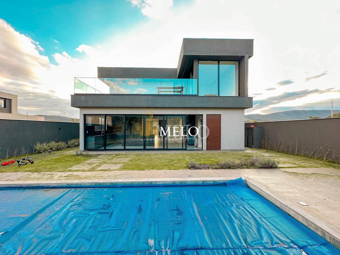 Lindíssima Casa à Venda no Condomínio Alphaville Lagoa dos Ingleses por R$3.900.000,00 - Nova Lima - 