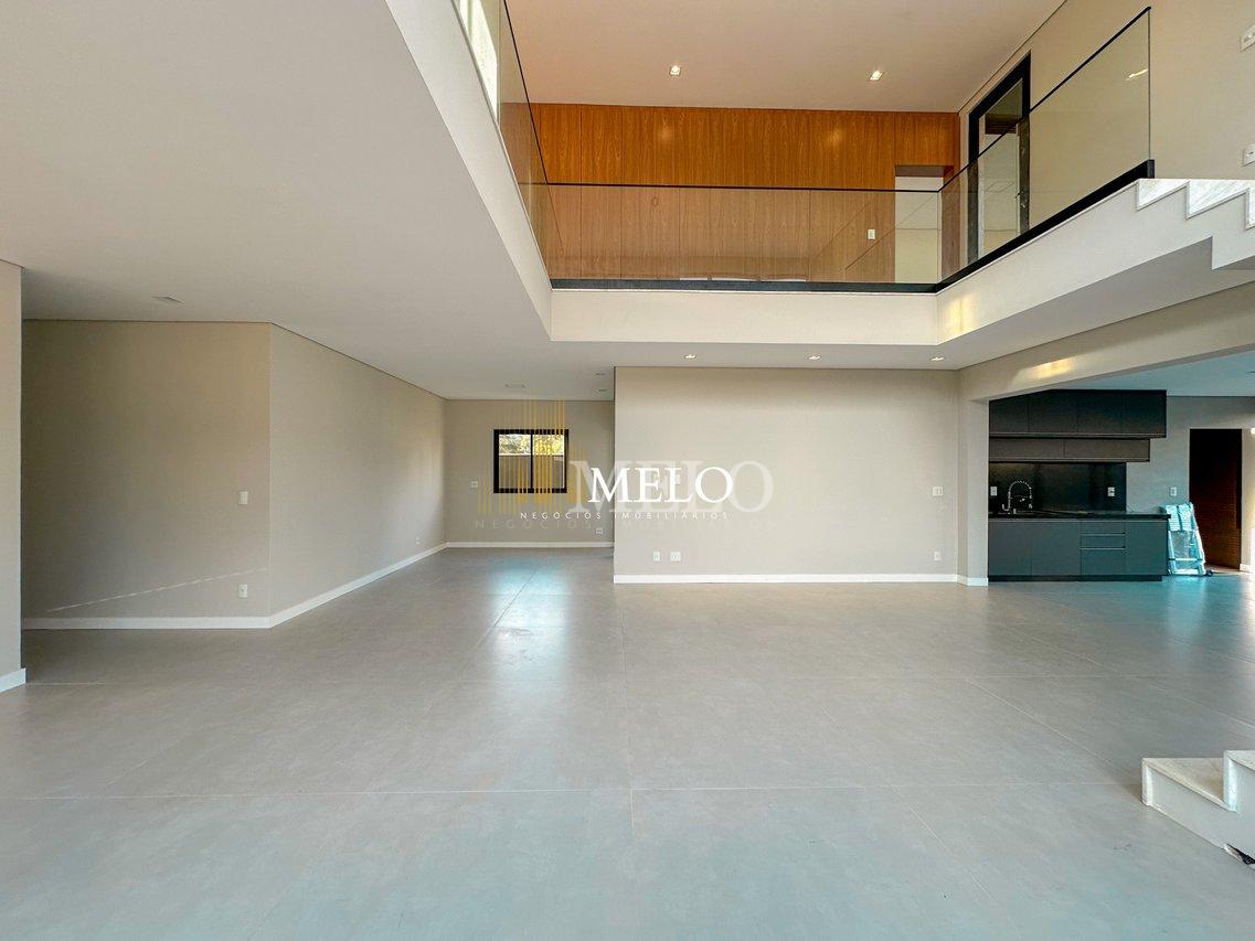 Lindíssima Casa à Venda no Condomínio Alphaville Lagoa dos Ingleses por R$3.900.000,00 - Nova Lima - 